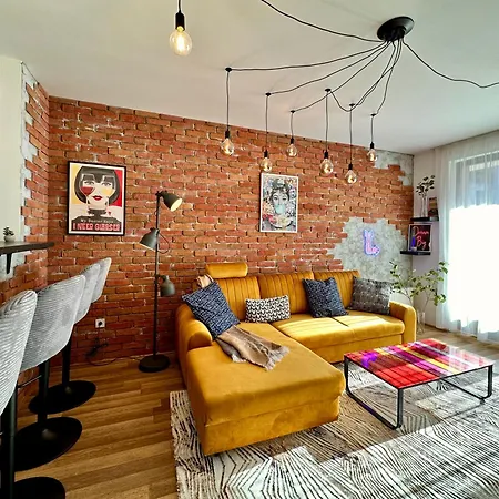 Vinyl Gozsdu Appartement