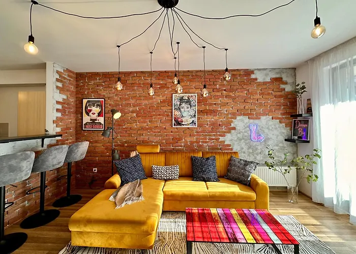 Vinyl Gozsdu Apartment