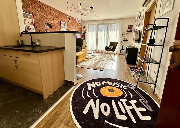Vinyl Gozsdu Apartment Budapest